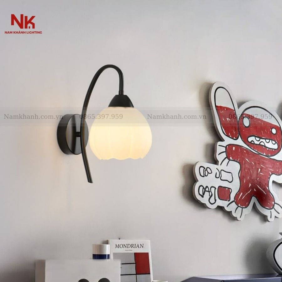 Đèn Tường Táo