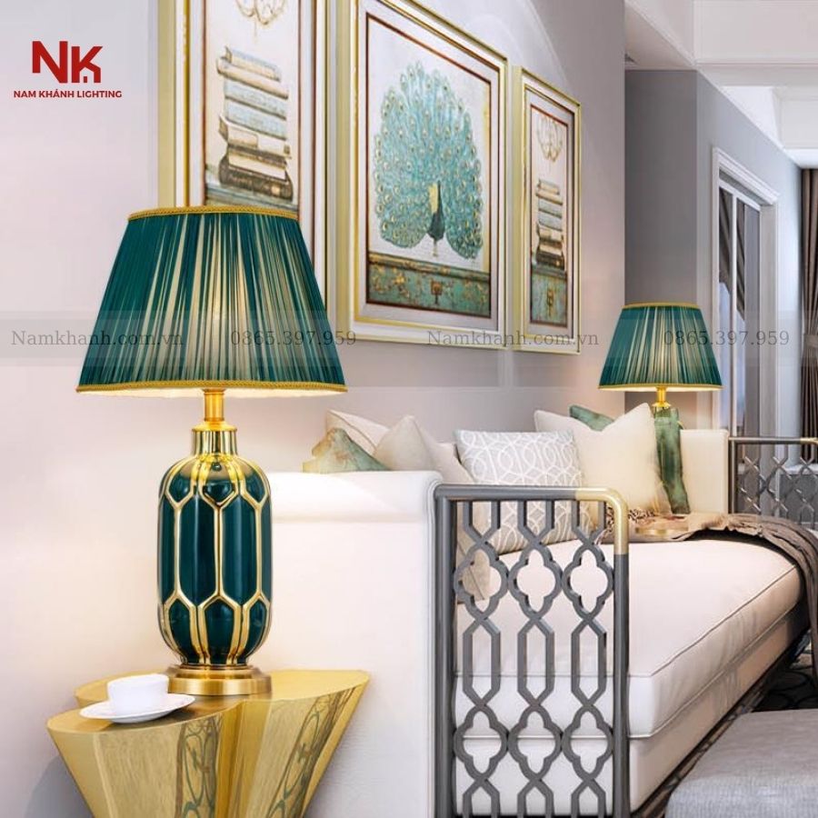 Đèn Bàn Gốm 657